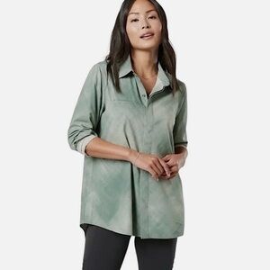 Athleta Green Urbanite Button-Up Shirt - Size XS